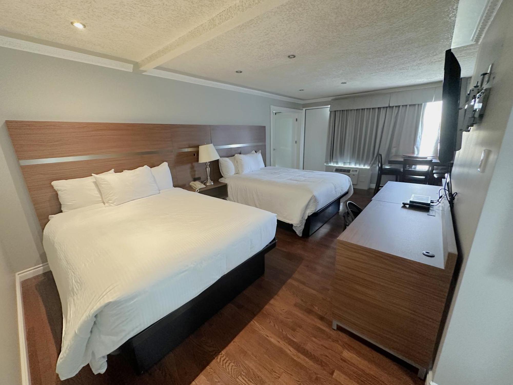 Baymont By Wyndham Edson Hotel Buitenkant foto